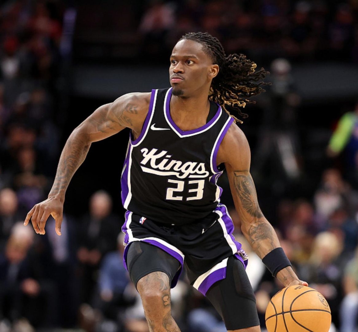 密尔沃基雄鹿迎全明星赛关键赛,窗口期内部沟通,目标明确,更衣室氛围转暖的简单介绍 密尔沃基雄鹿迎全明星赛关键赛,窗口期内部沟通,目标明确,更衣室氛围转暖的简单介绍